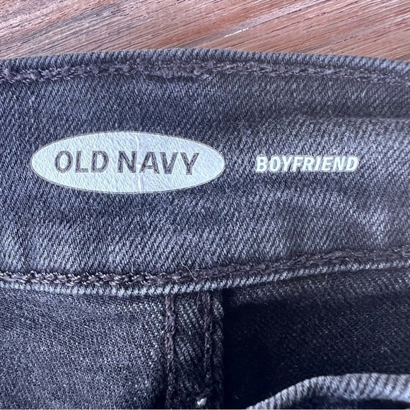 Old Navy Distressed Boyfriend Shorts Plus Size 14 Washed Black Stretch Raw Hem - Picture 6 of 7